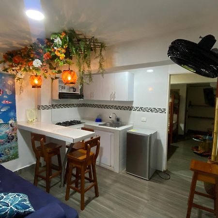 Acuarios Hostal Playa Ladrilleros Eksteriør billede