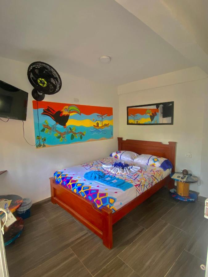 Acuarios Hostal Playa Ladrilleros Eksteriør billede