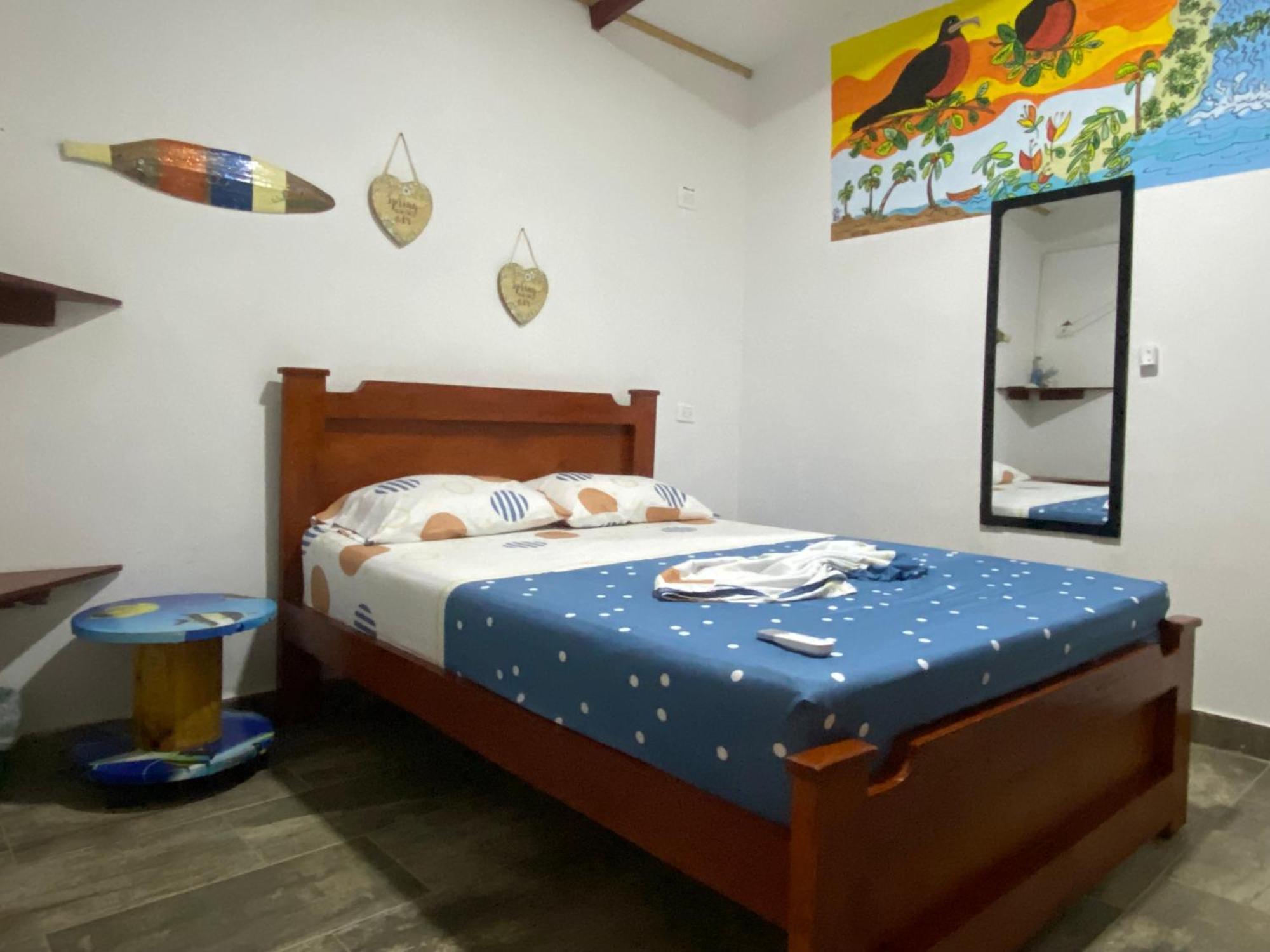 Acuarios Hostal Playa Ladrilleros Eksteriør billede